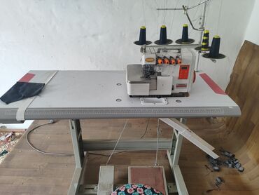 швейных цех: Швейная машина Yamata, Автомат