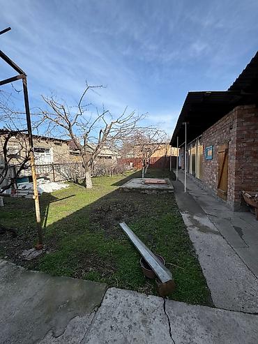 Продажа коттеджей и домов: Продаю дом 📍в р-не Аламединского рынка (пр-т Жибек — 7