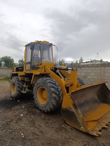 унаа базар бишкек: Жүктөгүч, 2002 г., Дөңгөлөктүү, Фронталдык