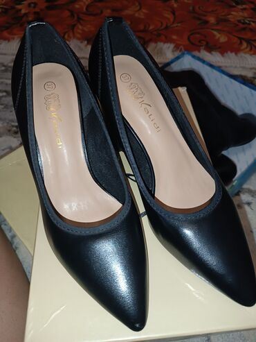 женские прозрачные туфли: Туфли 37, цвет - Черный