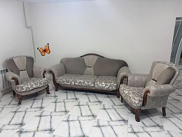 Divan-kreslo dəsti – 350 AZN Qonaq otağı üçün nəzərdə tutulmuş dəst 1 lalafo.az -da Divan-kreslo dəsti – 350 AZN Qonaq otağı üçün nəzərdə tutulmuş dəst 1