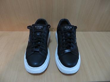 Patike: GUESS br 44 28cm unutrasnje gaziste stopala, patike dobijene iz vana — 2