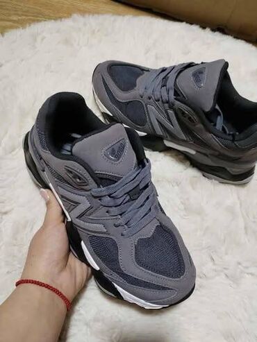 grubin nova pazova слике: Trainers, size - 46