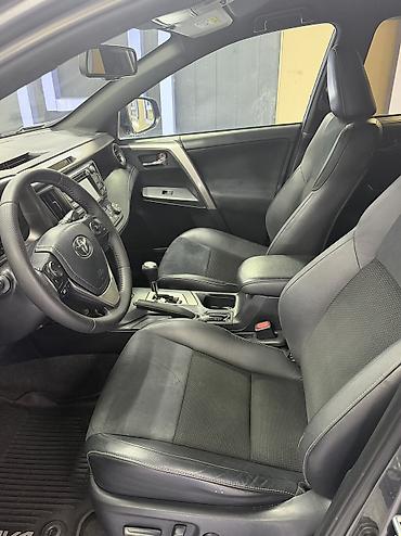 брала: Toyota RAV4: 2016 г., Вариатор, Бензин — 5