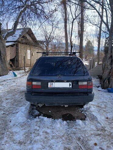 Volkswagen: Volkswagen Passat Variant: 1989 г., 1.8 л, Механика, Бензин, Универсал — 4