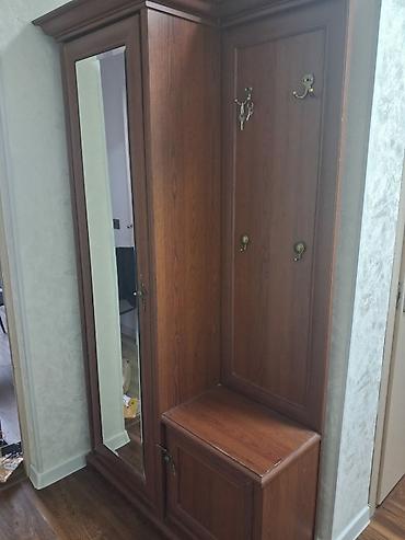 Прихожая комплект из двух модулей в классическом стиле. 1)
