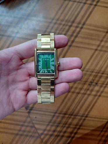 təbii sac satışı: Cartier Tank üslublu qol saatı - Korpus: düzbucaqlı forma, qızılı — 2
