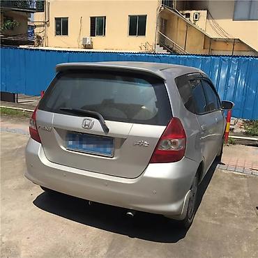Автозапчасти: Задний спойлер Honda Б/у — 7