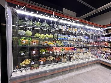 холоди: Холодильное оборудование для магазина: пристенные холодильные горки и — 1
