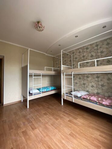 Посуточная аренда комнат: 100 м² — 14