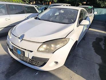 prodaja polovnih auta: RENAULT MEGANE 2008. GOD. - KOMPLETAN AUTO U DELOVIMA | Reno Megan — 1