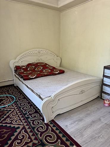office table: Спальный гарнитур, Б/у, Шкаф, Белоруссия, МДФ, цвет - Белый — 5