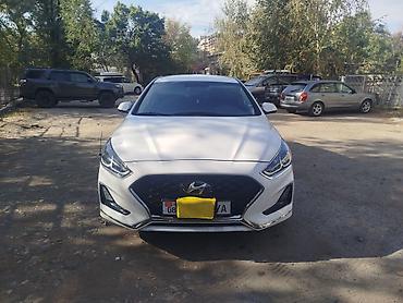 Hyundai Sonata: 2019 г., 2 л, Автомат, Бензин, Седан
