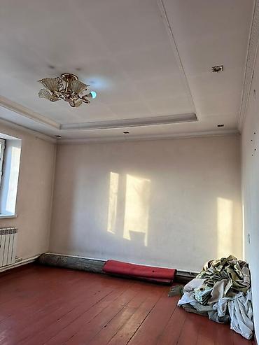 Продажа коттеджей и домов: Продается дом, 4,5 соток, район Свердловский, Красный строитель, улица at lalafo.kg — 18 Продажа коттеджей и домов: Продается дом, 4,5 соток, район Свердловский, Красный строитель, улица — 18