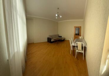 Uzunmüddətli kirayə mənzillər: Həzi aslanov metrosuna yaxın,Fəridə Şadlıq sarayının arxasında, 62 — 8