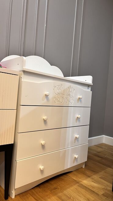 Uşaq dolabları: Oğlan və qız üçün, İşlənmiş, 3 qapılı, Açılan, Düz dolab — 3