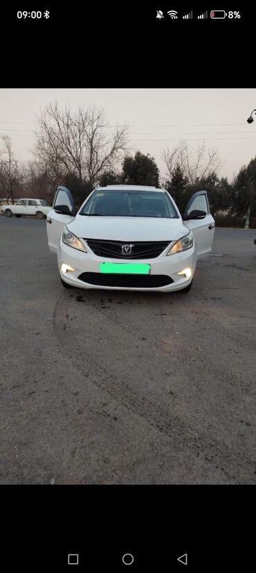 mercedes ceska 200: Masin tecili satilir . İli2013 1.6 mayor sade Afdamat. Qiymet 11.500