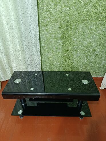 стеклянный кухонный стол: Dördbucaq masa, Açılmayan, Təkərsiz, Şüşə