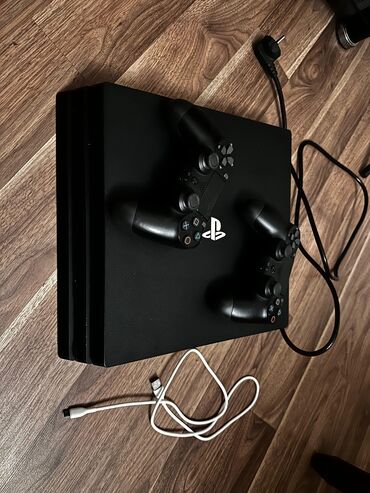ps4 disker: Endirim‼️PlayStation 4 pro.qiymet 400 man.1Tb yaddaş,2 pult,içində 15