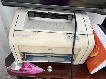 внутренний модем: Лазерный принтер HP LaserJet 1018 - Черно-белая печать формата A4 -