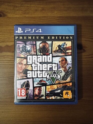 плейстейш: Игровая приставка PlayStation 4, дополненная диском с игрой Grand