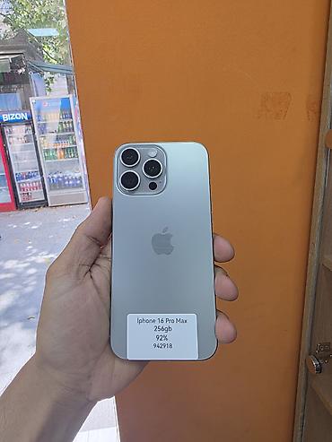 Apple iPhone: IPhone 16 Pro Max, 256 GB, Gümüşü — 2