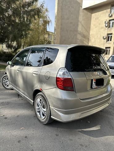 lexus is: Honda Fit: 2004 г., 1.3 л, Автомат, Бензин, Хэтчбэк — 1