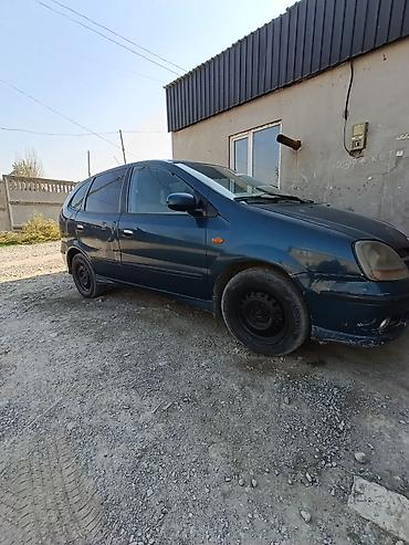 kamri 70: Nissan Almera Tino: 2001 г., 1.8 л, Механика, Бензин — 3