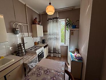 гостевой дом долинка: 3 комнаты, 62 м², 105 серия, 2 этаж, Старый ремонт — 9