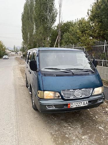 Ssangyong Istana: 1996 г., 2.9 л, Механика, Дизель, Бус