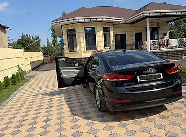 hyundai ix35: Hyundai Elantra: 2017 г., 2 л, Автомат, Бензин, Седан — 3