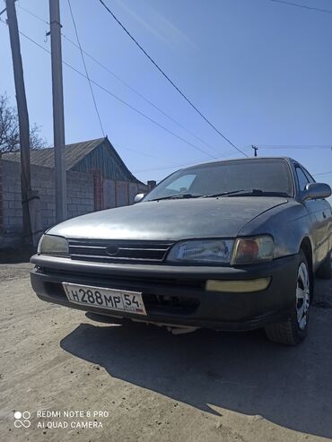 уборочная машина: Toyota Corolla: 1992 г., 1.5 л, Автомат, Бензин, Седан