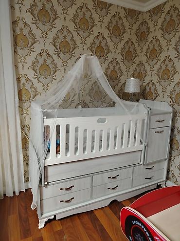usag yatag desti: Uşaq beşiyi və komodlu dəst. TRANSFORMER TİPLİ. BABY ROOM firmasına — 2