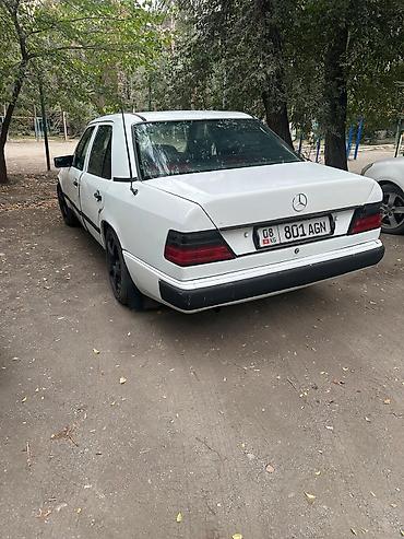 мерс e220: Mercedes-Benz E-Class: 1985 г., Седан — 8