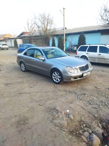 спортивный автомобиль: Mercedes-Benz E-Class: 2003 г., 3.2 л, Автомат, Бензин, Седан