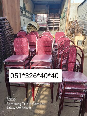 Masa və oturacaq dəstləri: Qonaq otağı üçün, Yeni, Açılan, Dördbucaq masa, 4 stul — 4