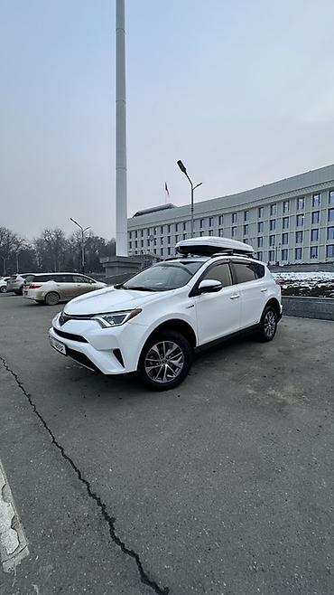 Toyota: Toyota RAV4: 2018 г., 2.5 л, Вариатор, Гибрид, Кроссовер — 8