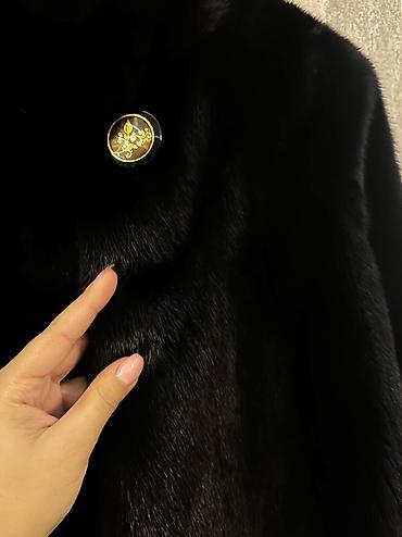 saray ş: Açıqlama: Qara norka, XS-S razmer. Cəmi 2 dəfə geyinilib, əla — 2
