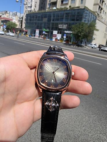 Şəxsi əşyalar: "Cartier" kişi qol saatı. Yenidir. Cəmi 10 manata. Əla saatdır — 4