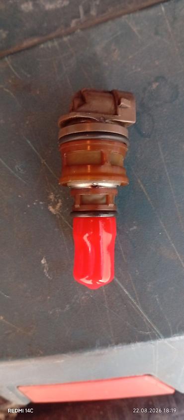 011 matoru: Avtomobil üçün yağ nasosunun təzyiq tənzimləyici klapanı (solenoid) — 1