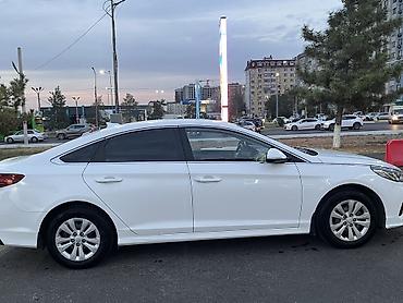 Продажа авто: Hyundai Sonata: 2019 г., 2 л, Автомат, Бензин, Седан — 4