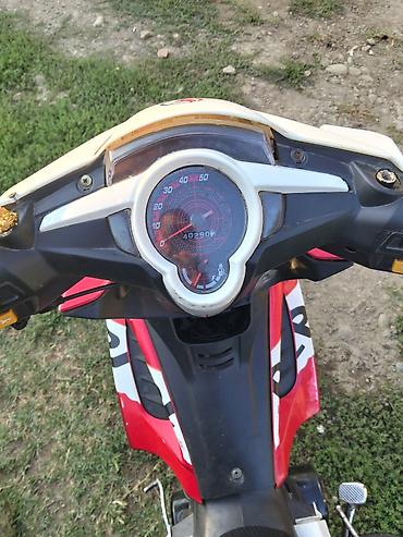 50 kub moped: Skuter – şəhər içi rahat və qənaətcil minik vasitəsi - Kuzov rəngi — 1