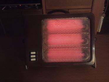 Kaloriferi: Stara autentična portabl grejalica 2kW. Ispravna 100%. Mislim da na lalafo.rs — 8 Kaloriferi: Stara autentična portabl grejalica 2kW. Ispravna 100%. Mislim da — 8