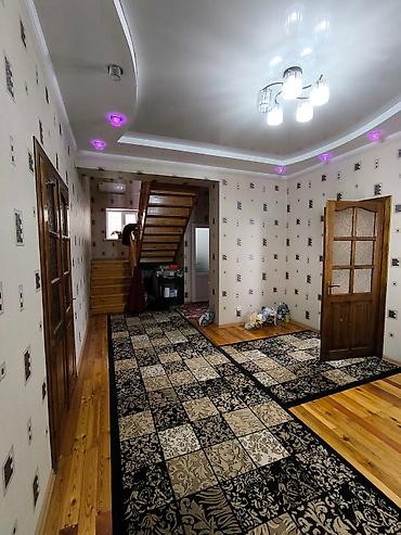 Дома: Продаю 2-х этажный дом в районе Кызыл Аскера. Участок угловойна — 4