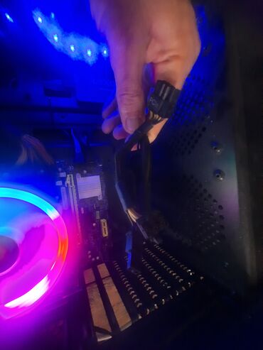 Masaüstü kompüterlər və iş stansiyaları: 248 gb SSD / i7 processor
SSD yaddaş 248 GB
HDD 500 GB
ram 8 GB -da lalafo.az — 4 Masaüstü kompüterlər və iş stansiyaları: 248 gb SSD / i7 processor
SSD yaddaş 248 GB
HDD 500 GB
ram 8 GB — 4