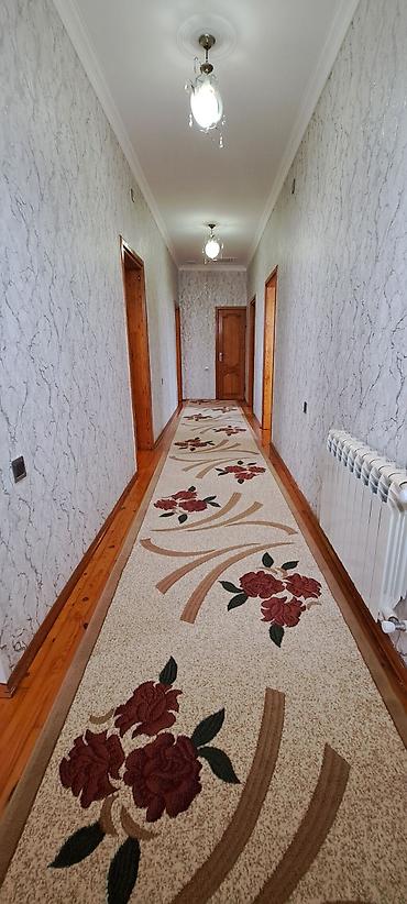 upd qesebesinde satilan evler: 6 otaqlı, 220 kv. m — 8