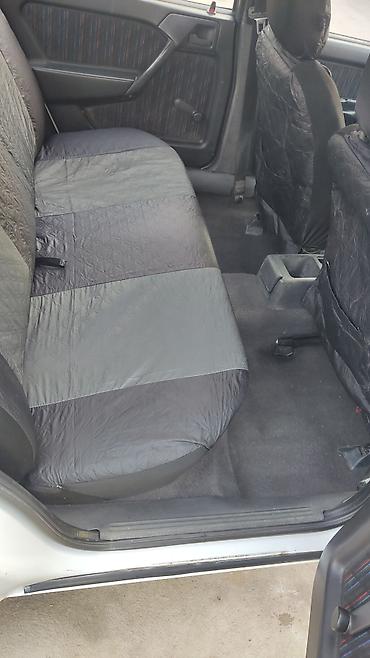 мотор жетта: Opel Vectra: 1993 г., 1.6 л, Кол менен иштөөчү, Бензин, Седан — 4