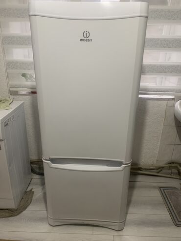 морозильные камеры beko: Холодильник Indesit, Б/у, Двухкамерный, De frost (капельный), 150 *