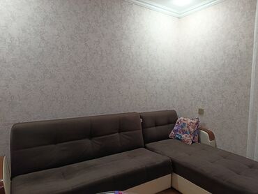 divan örtük: Künc divan, Parça
