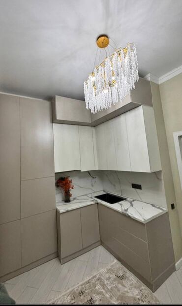 Продажа квартир: 3 комнаты, 90 м², 2 этаж